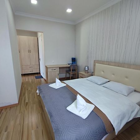 חאקבי Hotel Botanica מראה חיצוני תמונה