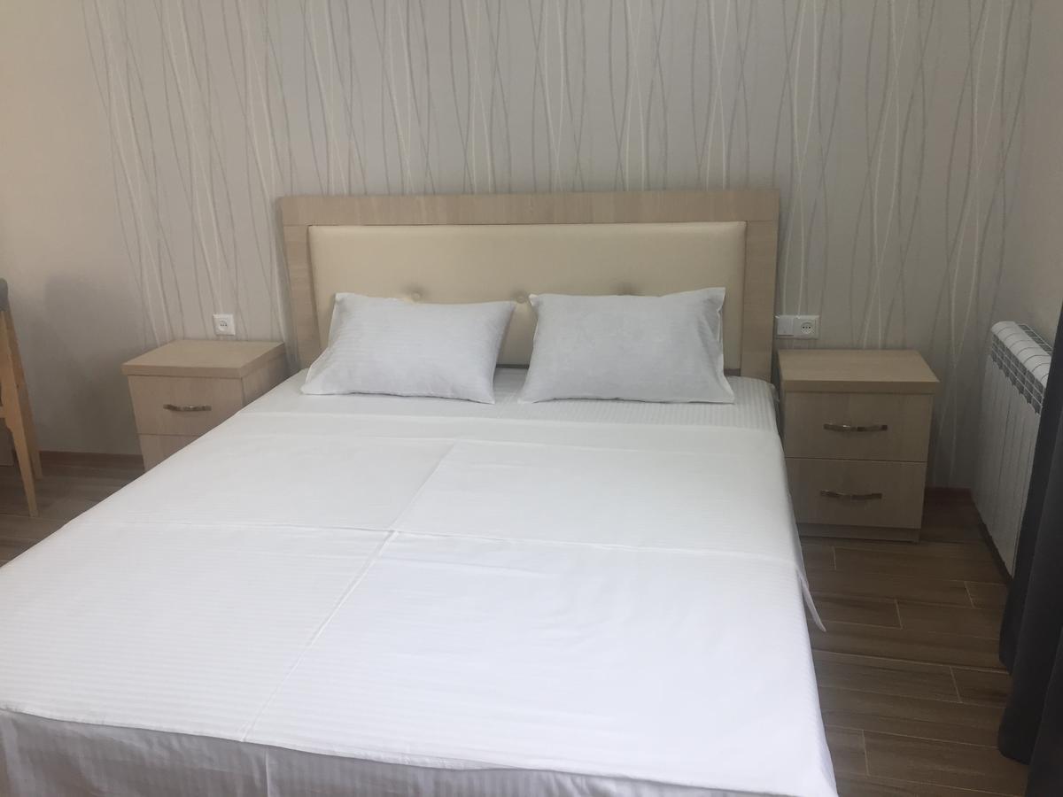 חאקבי Hotel Botanica מראה חיצוני תמונה
